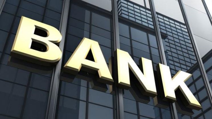 Apa Perbedaan Bank Swasta Dengan Bank Negeri